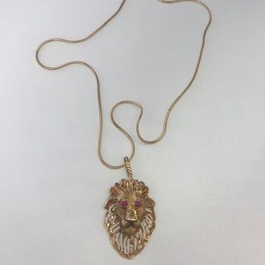 18K Gold Lions Head w/ Ruby Eyes & 16in Chain